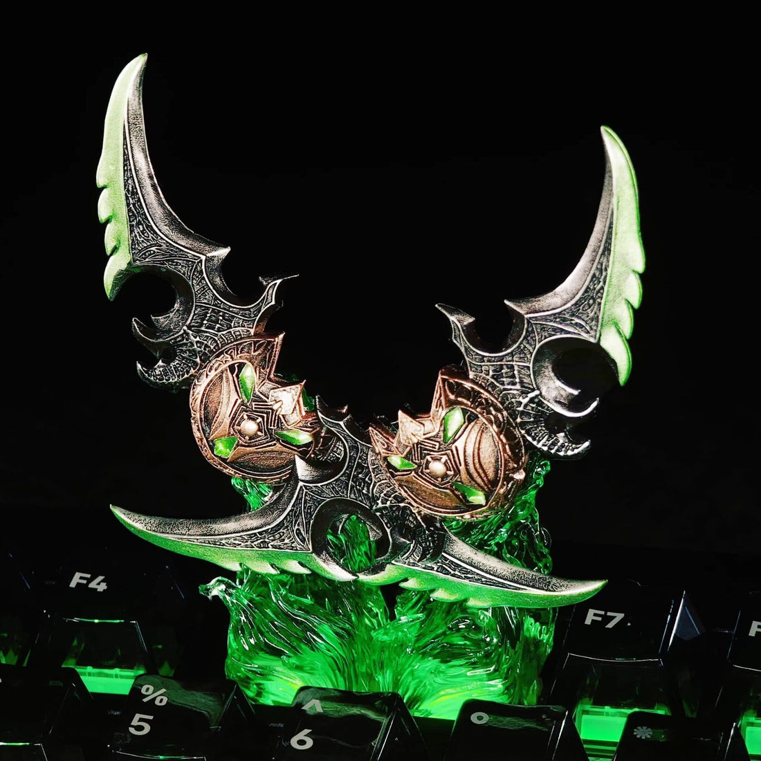 Warglaives of Azzinoth  Artisan Keycap | World of Warcraft